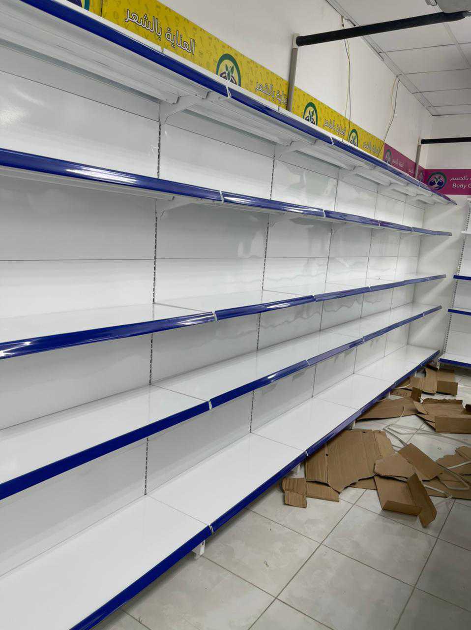 رفوف مستودعات وتموينات