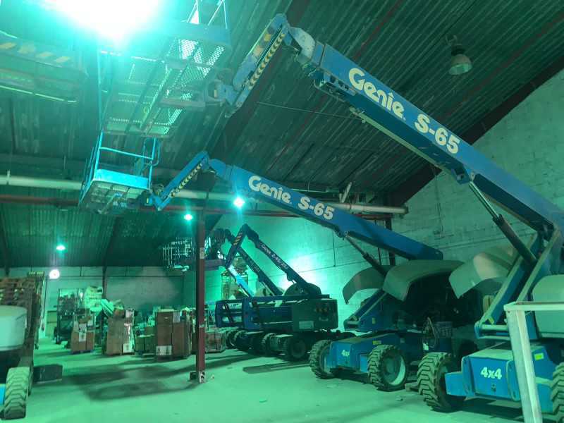 رافعات شوكية ومعدات ثقيله للايجار