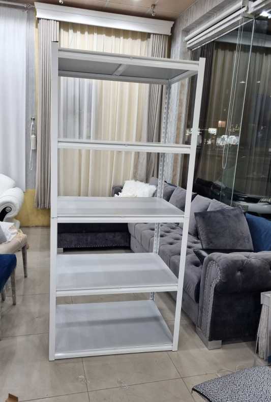 رفوف خشبيه معدنية