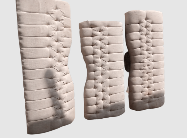 مساند مقاس 4 متر. سعر 500 بعد الخصم سعر اخر 200 مع مشوار. 0547714549