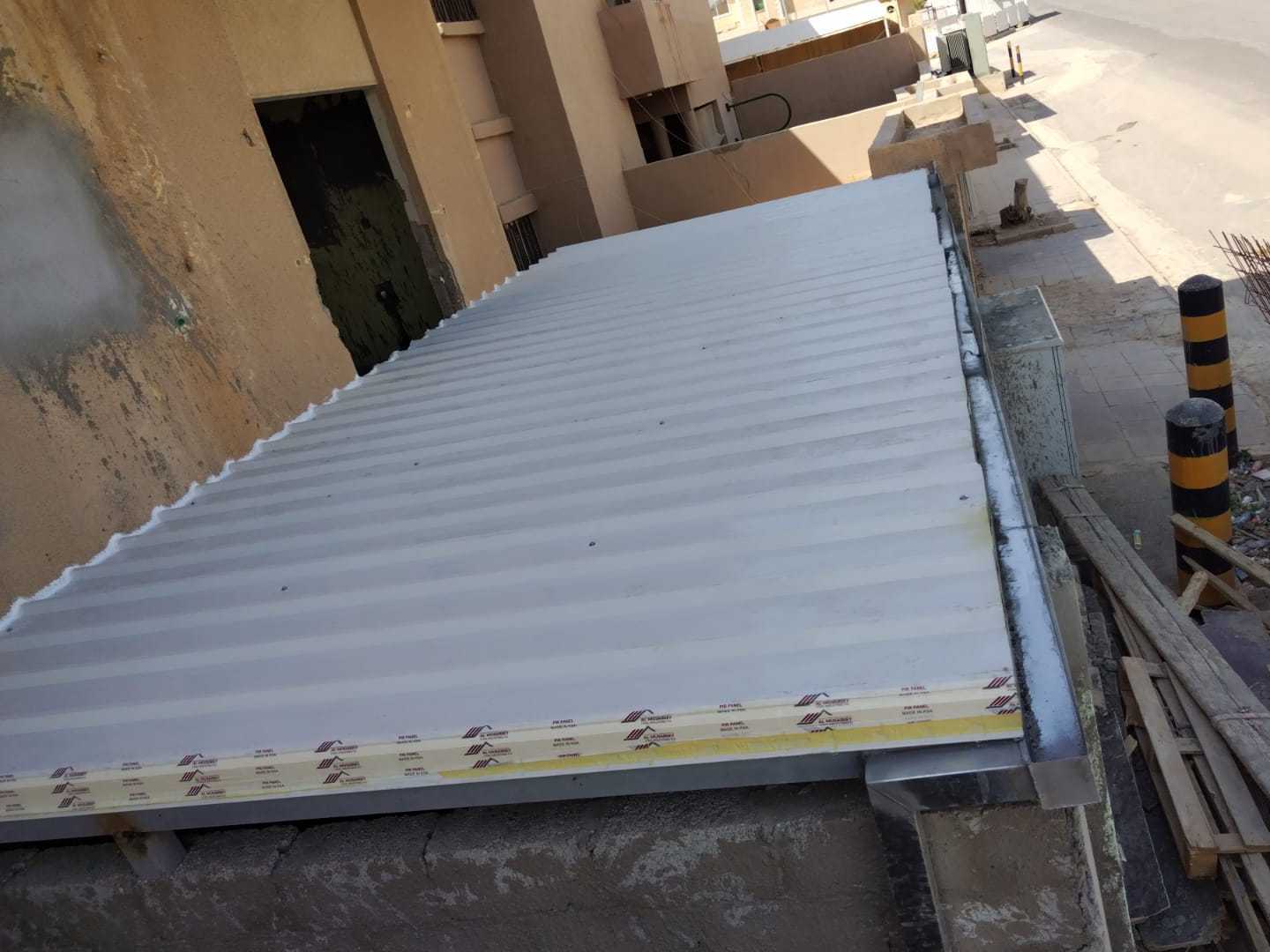 تركيب غرف سندوتش بنل هناجر تحويش مباني وجميع اعمال الحداده جده