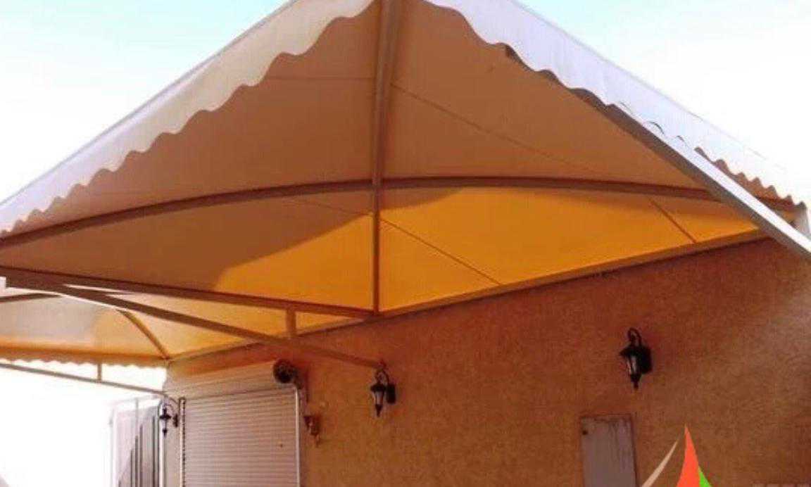 مظلات وسواتر وهناجر