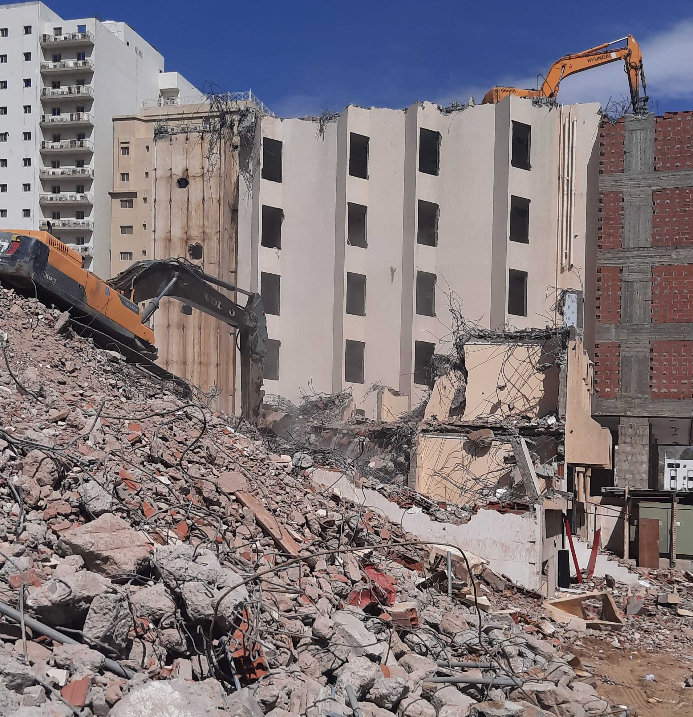 هدم المباني