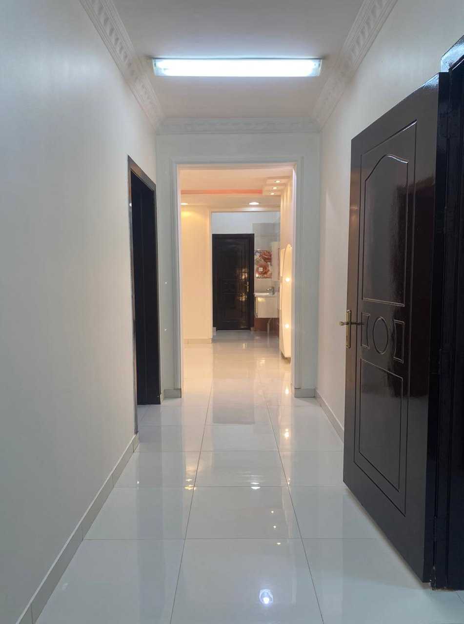 شقه للايجار في حي الرمال الخنيني الدور الأول