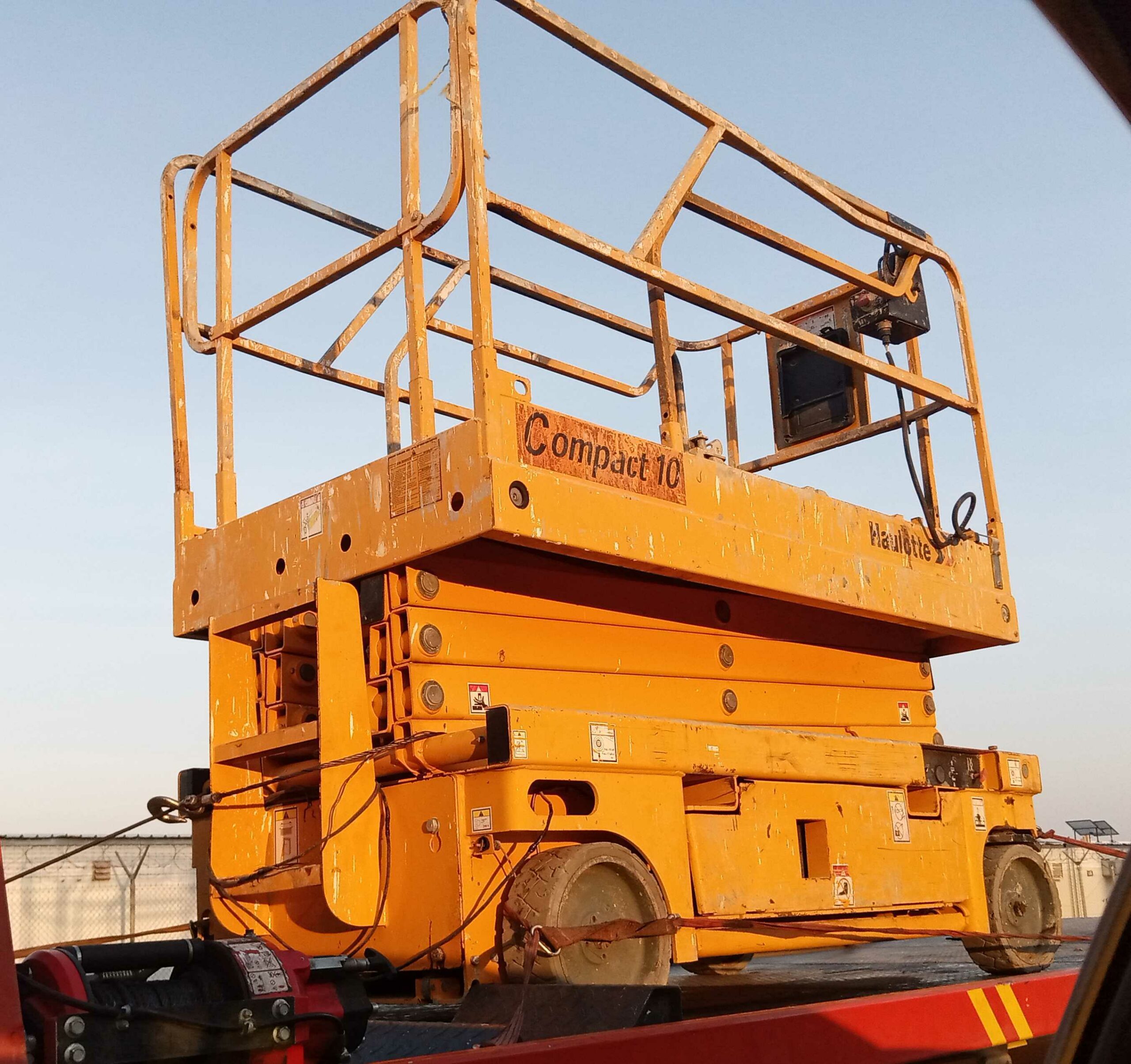 مان لفت للايجار سيزر لفت للايجار 2023