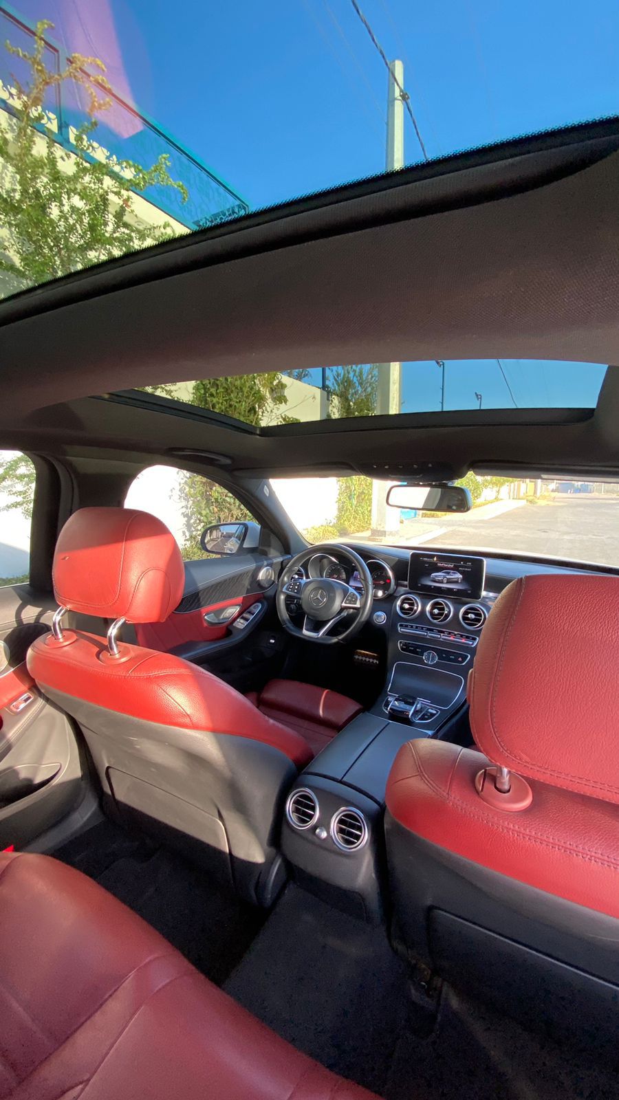 لعشاق الفخامه..لاصحاب الذوق الرفيع.مرسيدس.2015