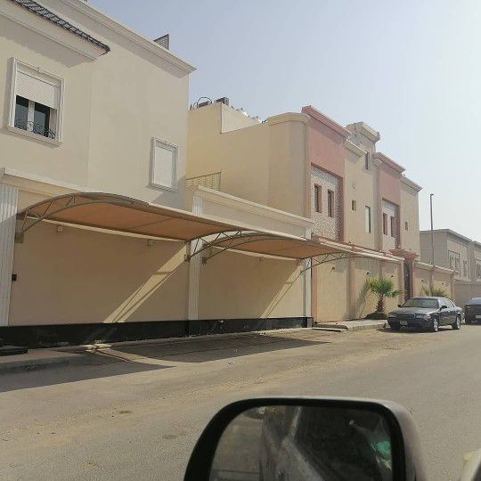 تخفيضات مظلات وسواتر الاحساء