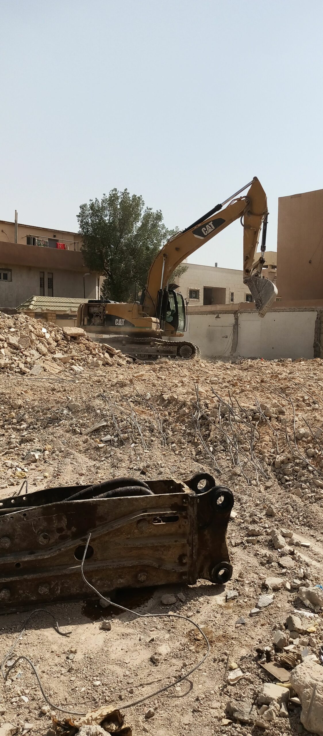 مقاول هدم مباني بالرياض 0503881040