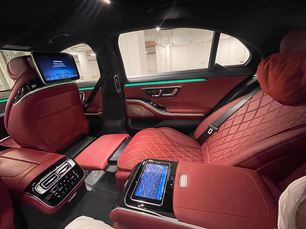 سيارة مرسيدس 2021 S005