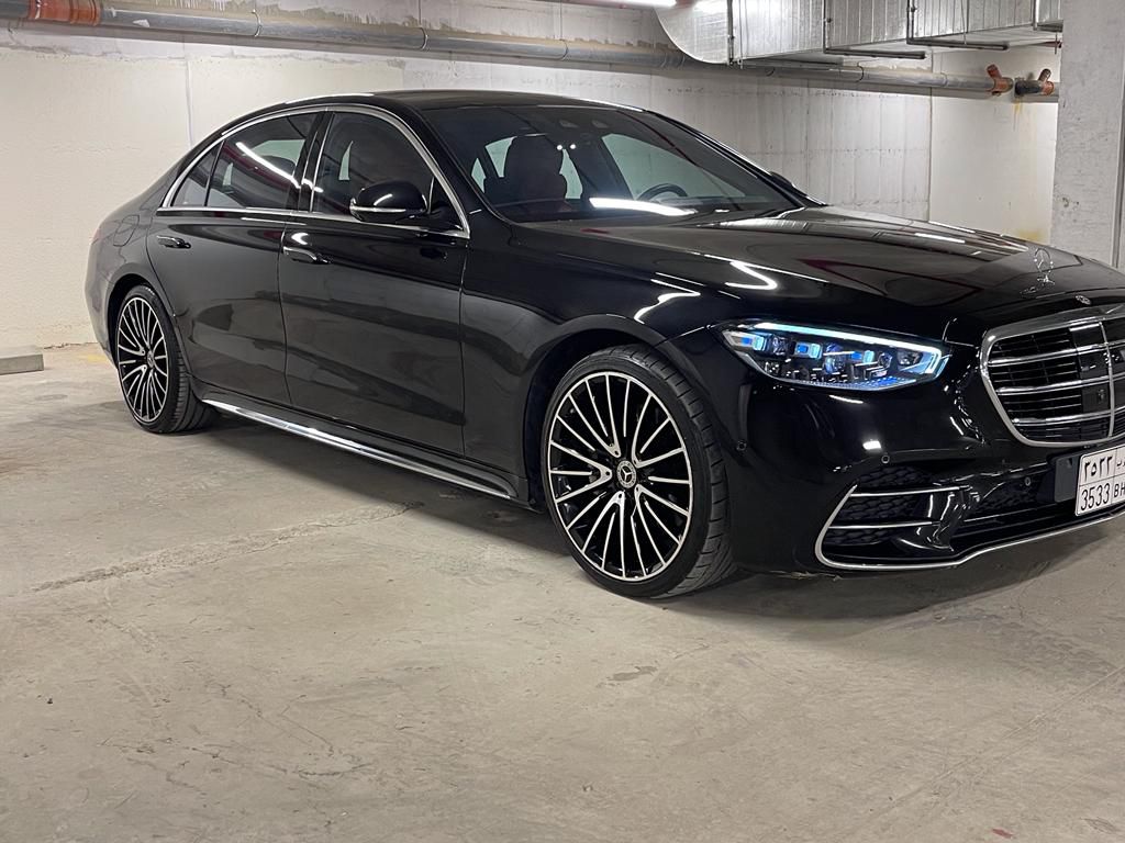 سيارة مرسيدس 2021 S005