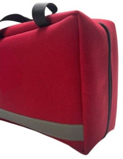 شنطة اسعافات اولية بمحتوياتها كاملة