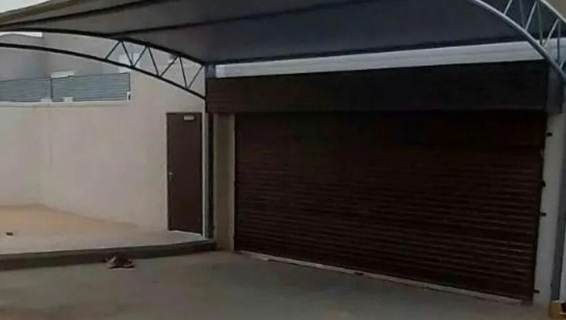 مظلات وسواتر الاحساء