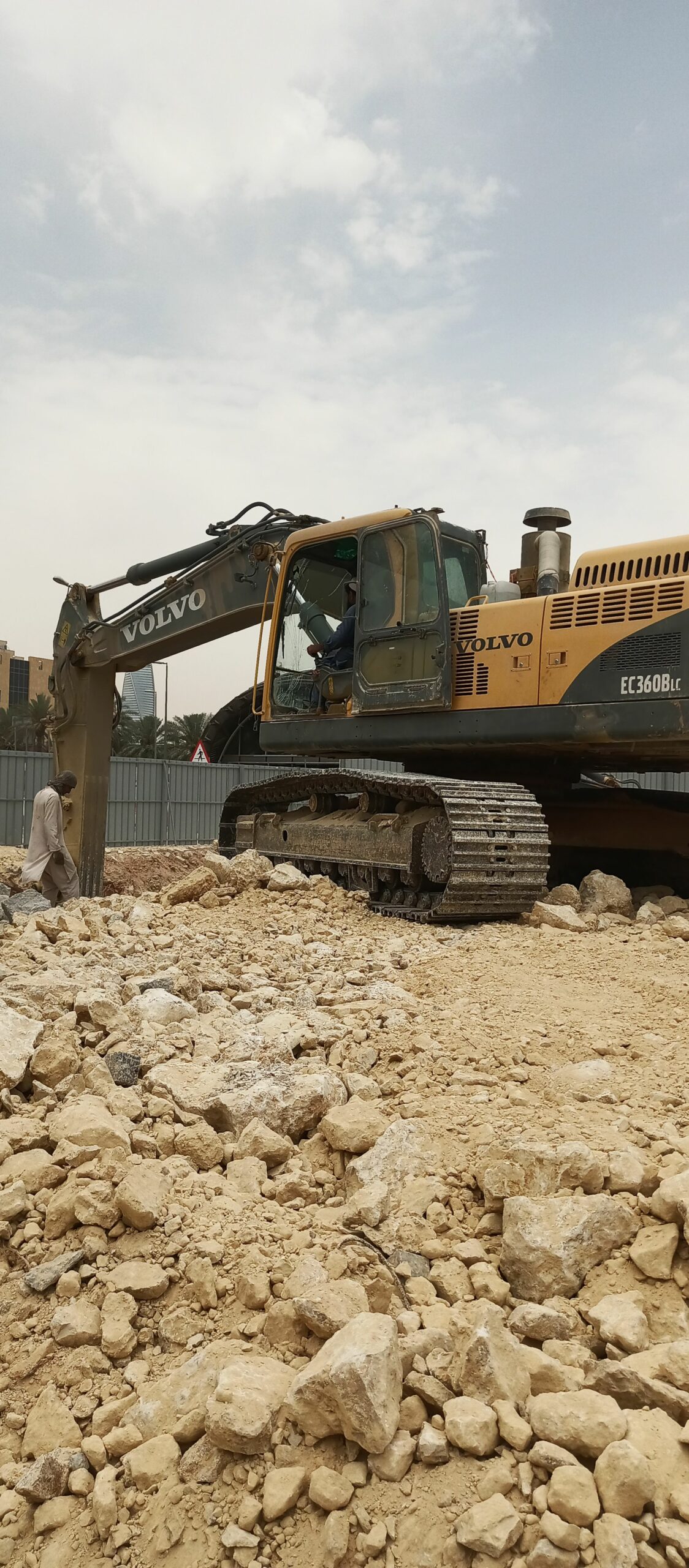 مقاول هدم مباني بالرياض