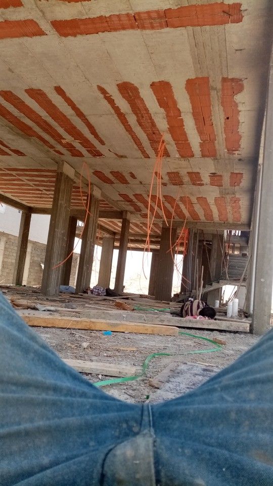 مقاول معماري