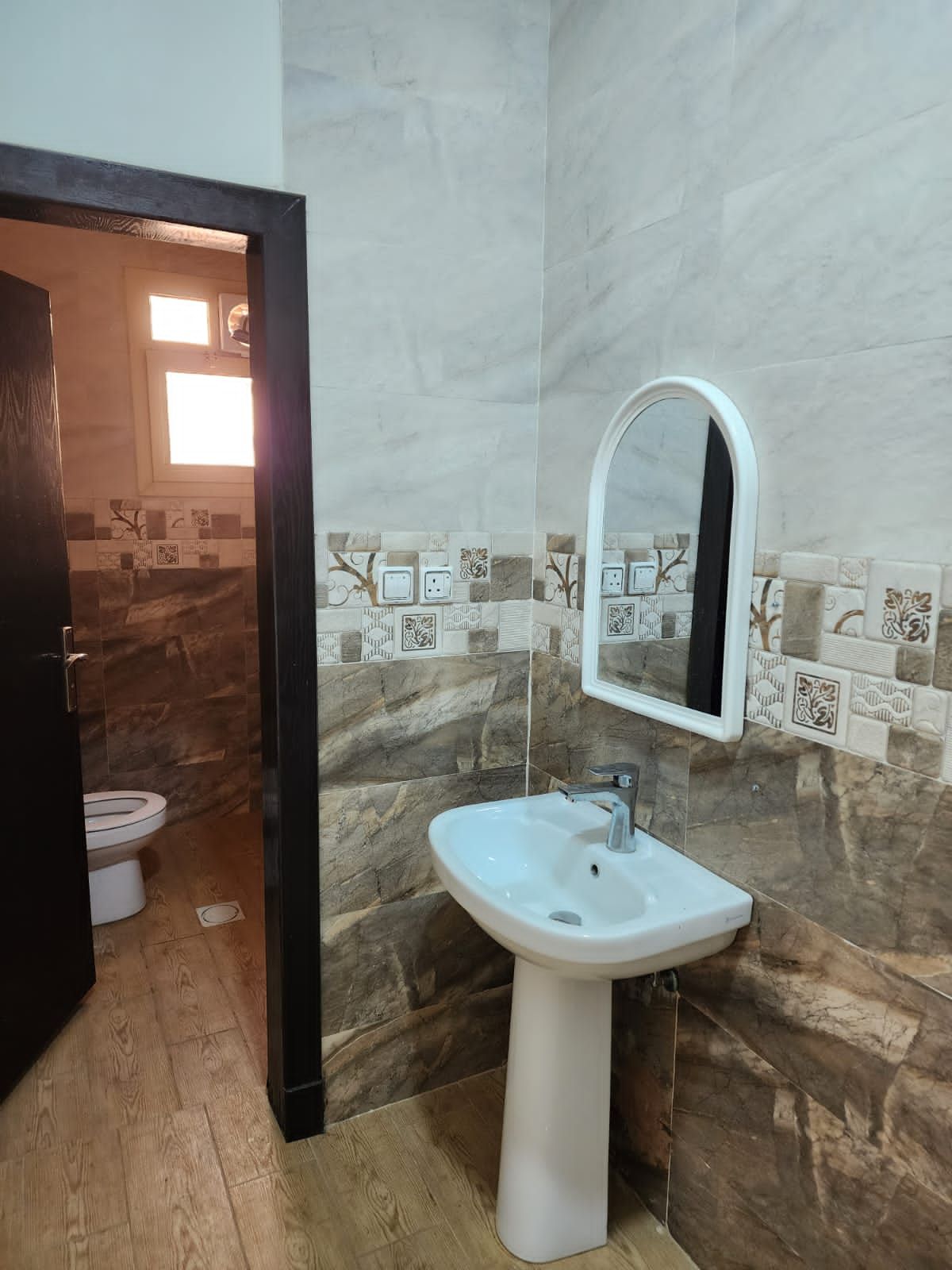 للايجار شقه// الرياض\ //حي ظهرة لبن \