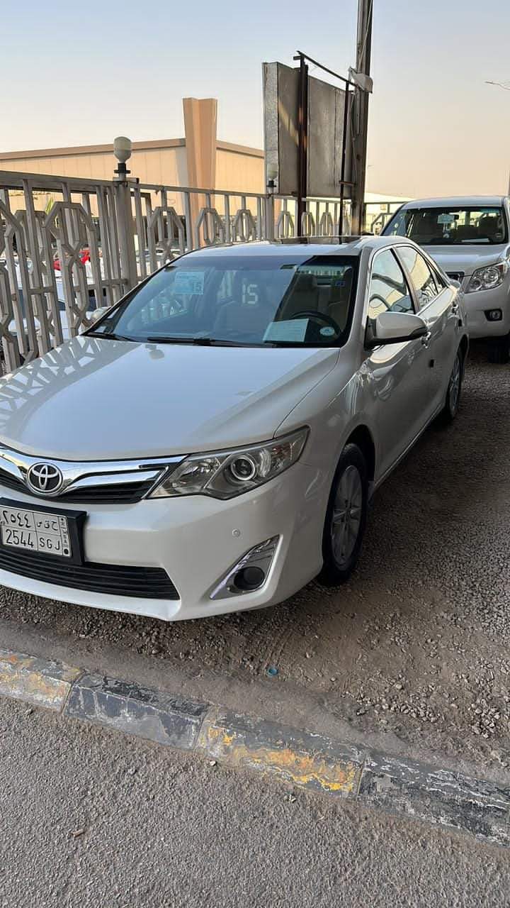 تويوتا كامري 2015 للبيع