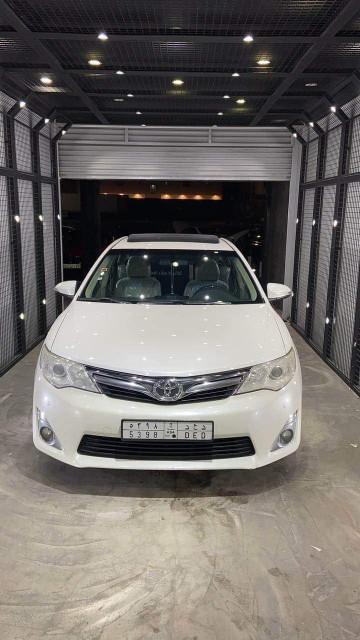 تويوتا كامري 2014 للبيع