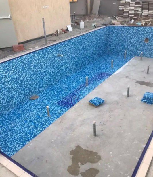 معلم بلااط تركيب جميع البلاط والمقاسات والبورسلان ورخام خبرة يزيد عن ٢٠ سنة مجال تركيب اسعار مناسبة في جدة تواصل. رقم وتس 0546453522