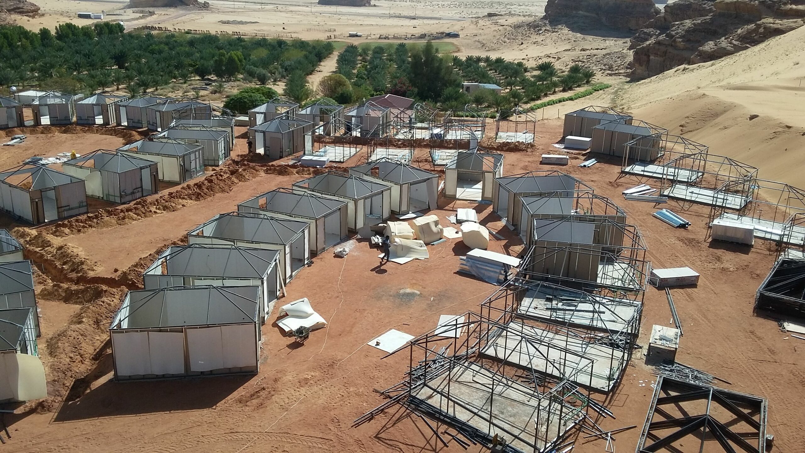 مظلات وسواتر وبرجوالات مواقف سيارت شرايح