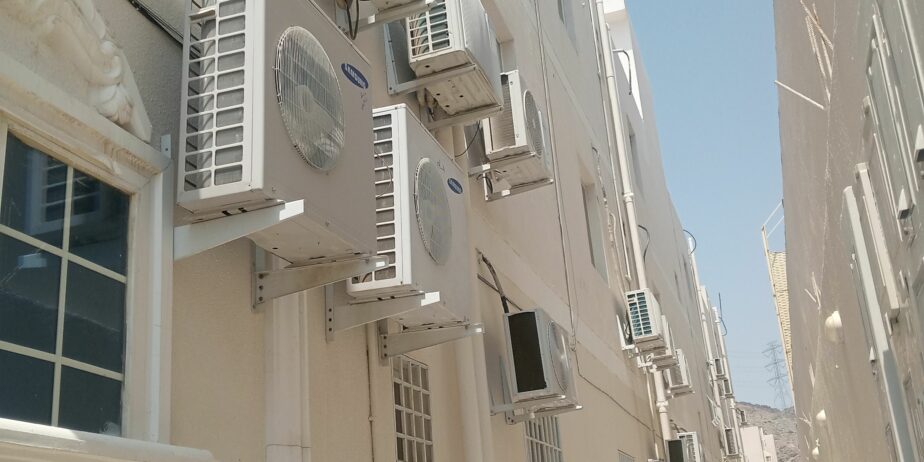 فني تركيب مكيفات اسبلت بالطائف