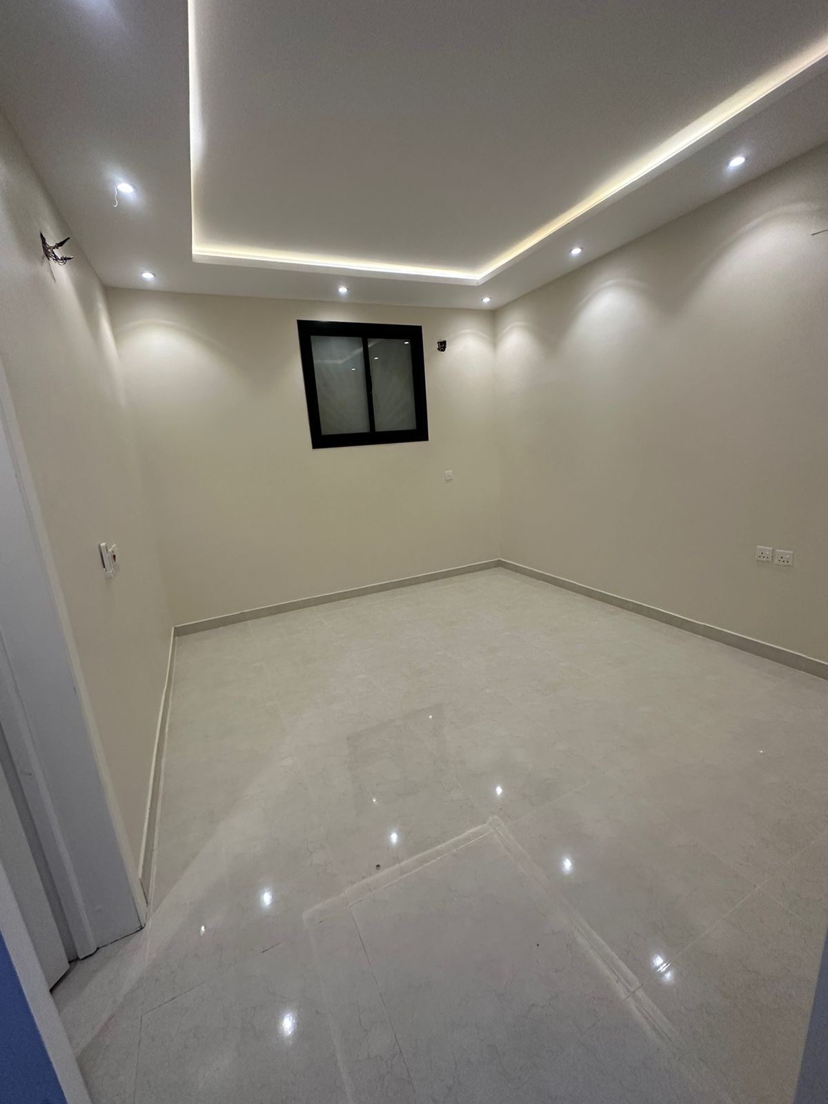 شقق مميزه للايجار السنوي بشمال الرياض وشرق الرياض عزاب وعوائل