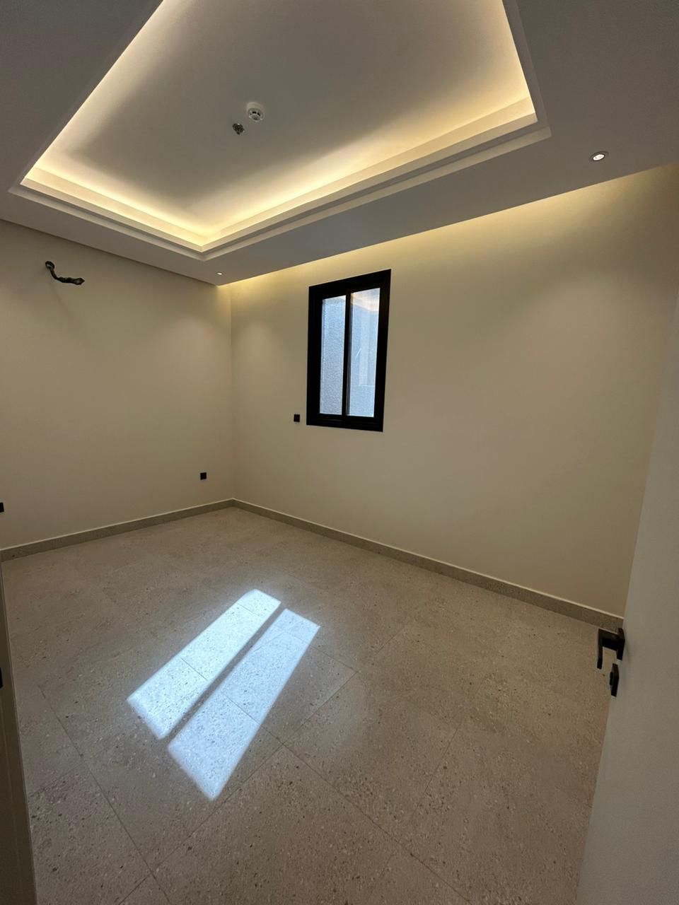 شقة للايجار جدة حي الصفا شارع سعد صالح