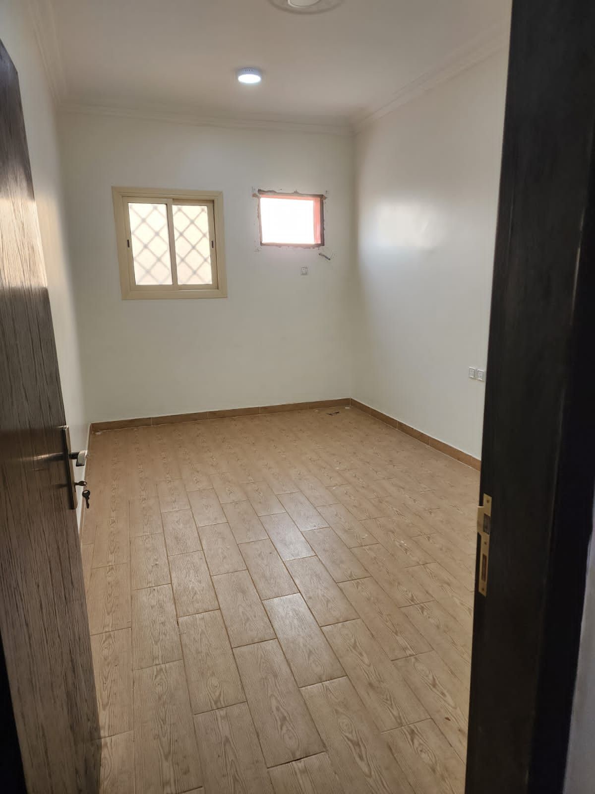 للايجار شقه// الرياض\ //حي ظهرة لبن \