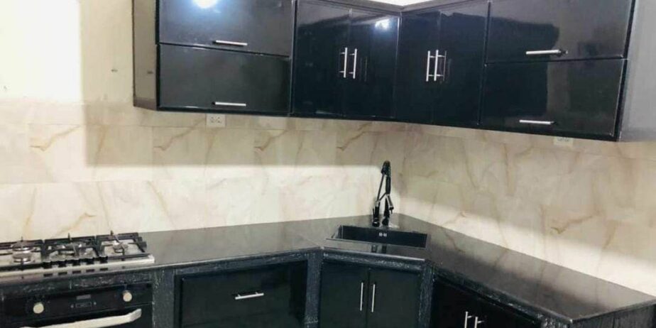 ابواب المنيوم وشبابيك ومطابخ وصيانة ومفصلا ت
