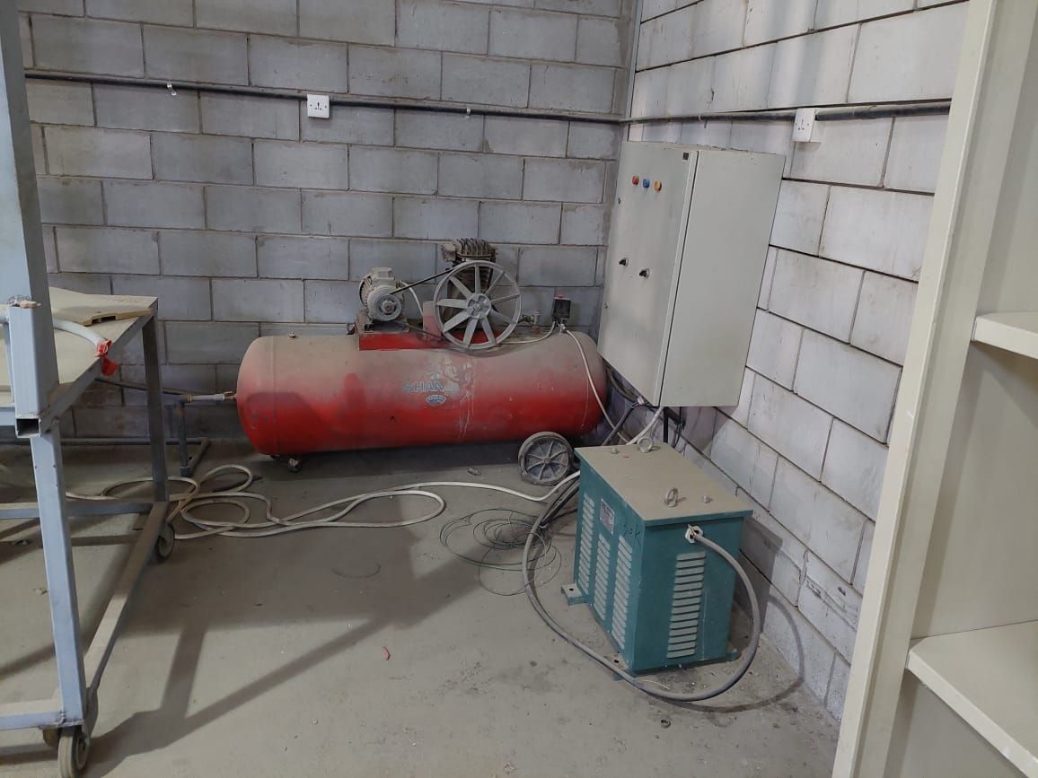 معدات مصنع رخام صناعي للبيع في جدة