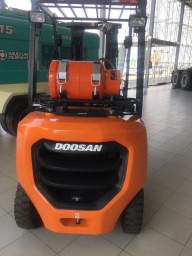 وكيل دوسان الحصري للروافع الشوكيه جديد