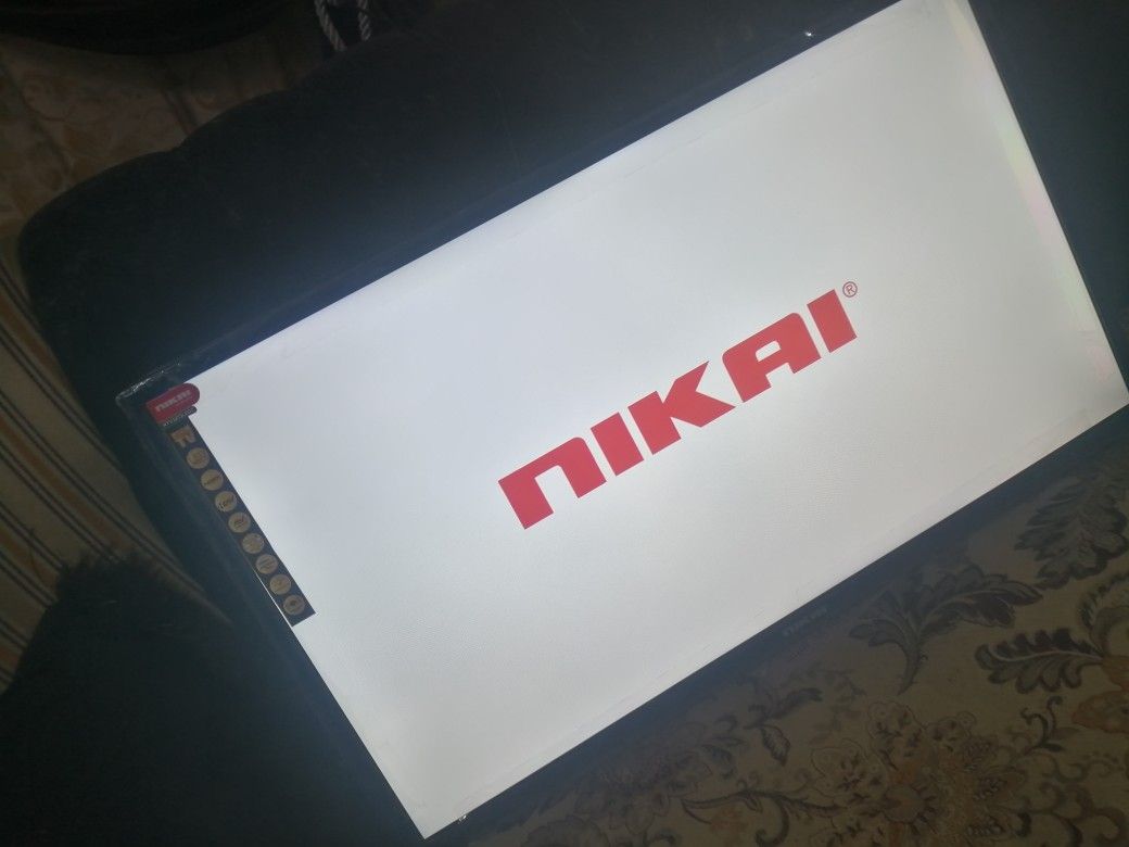 سوني 4 للبيع وتلفزيون بلازماء للبيع