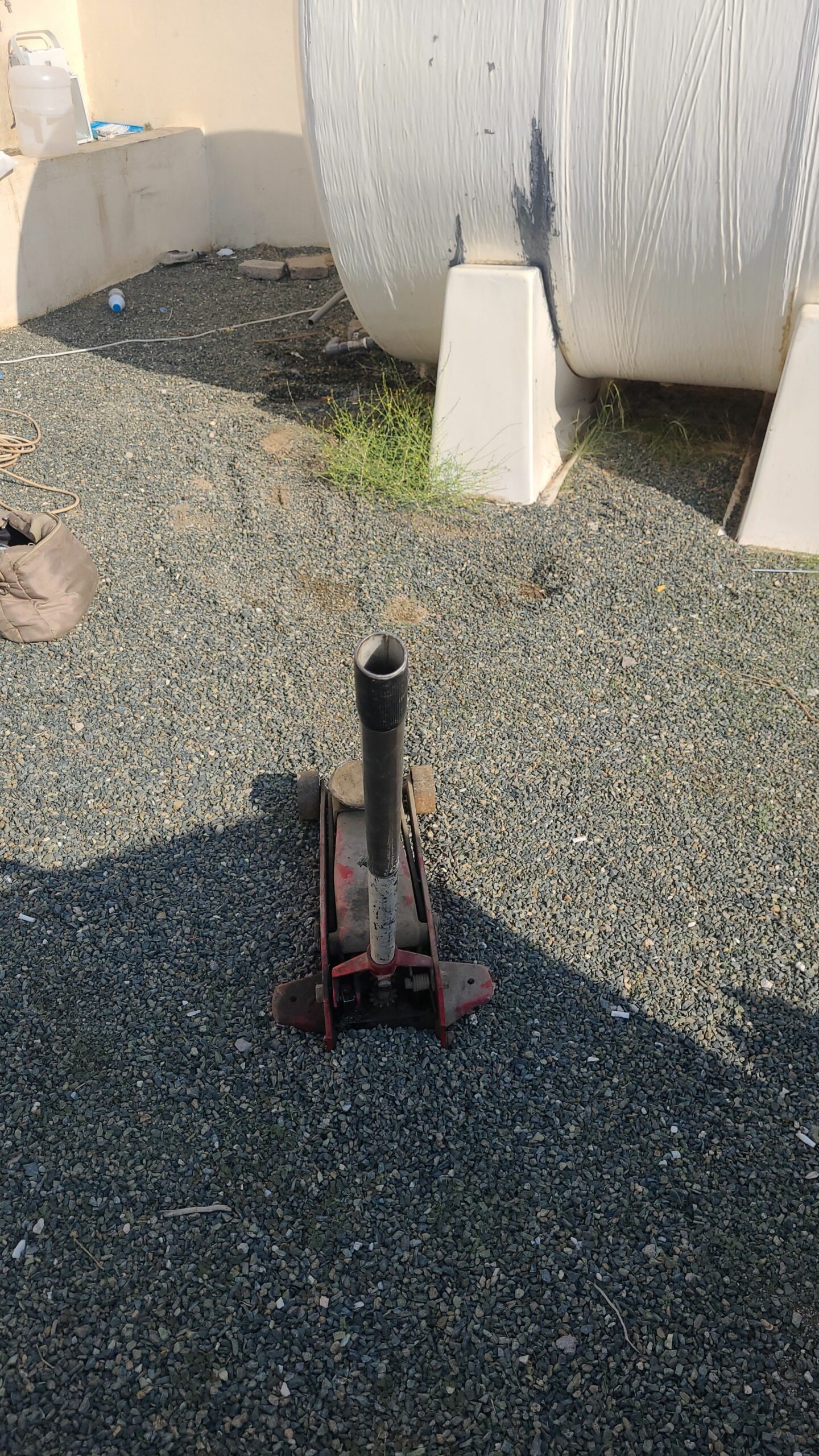 إصلاح ولحام خزانات المياه البلاستيك والفيبر جلاس