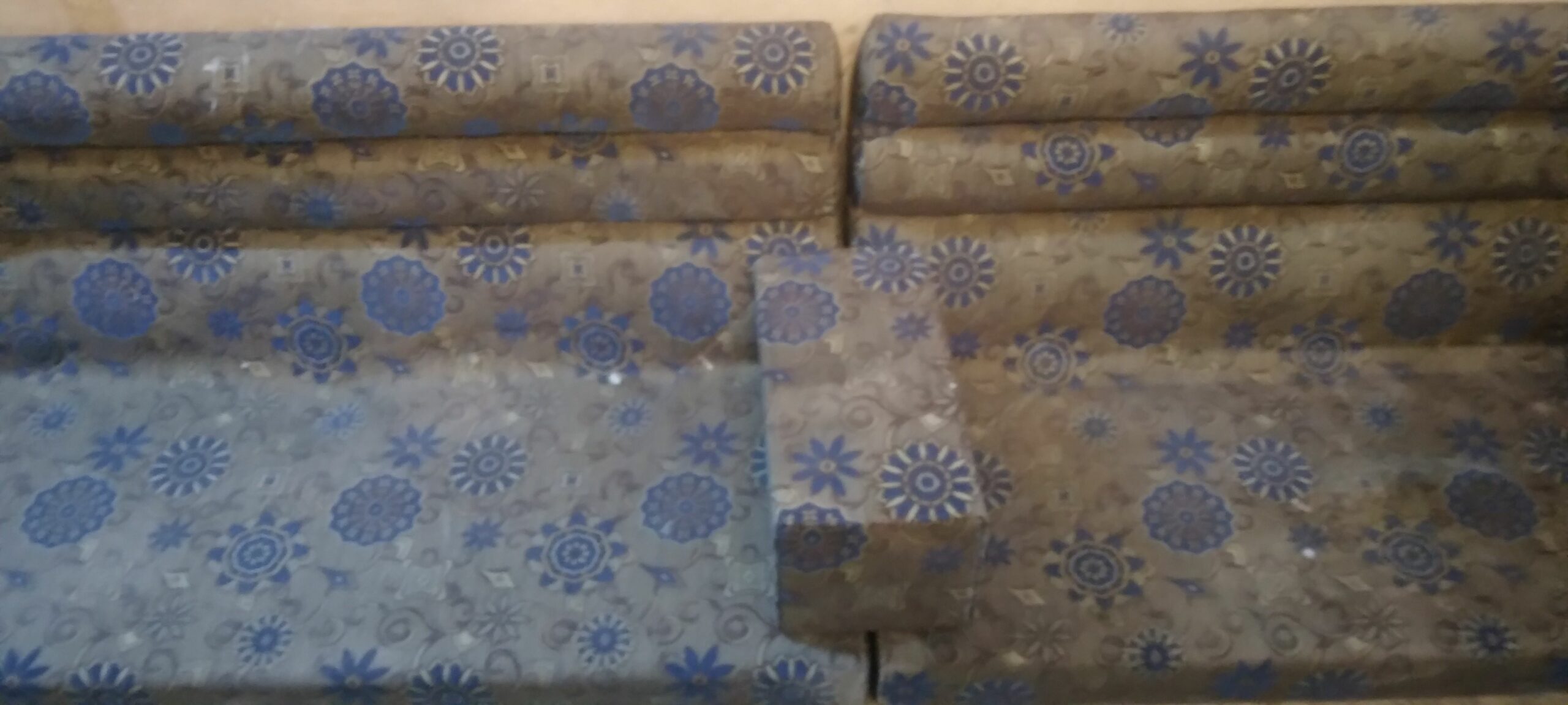 كنب ع سوم بحاله ممتازه