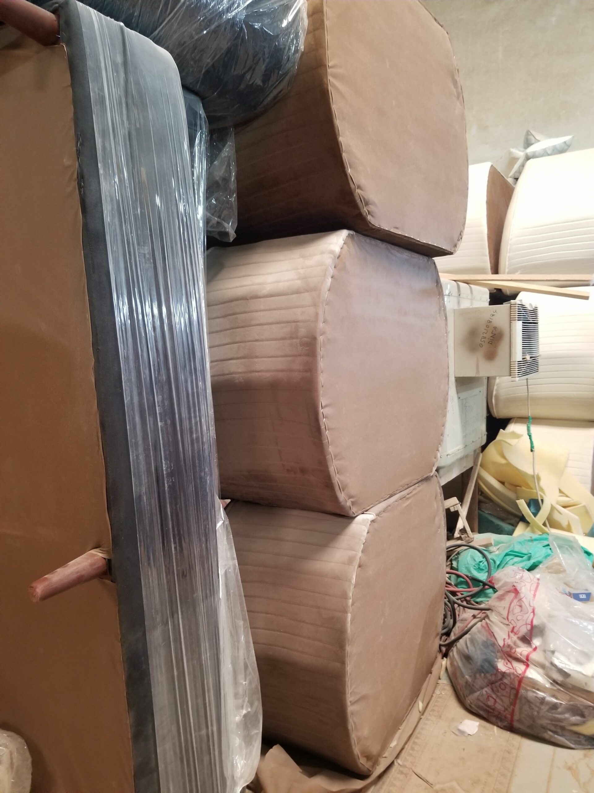 كنبات جديد في سعر المصنع جاهز وتفصال حسب الطلب يتو