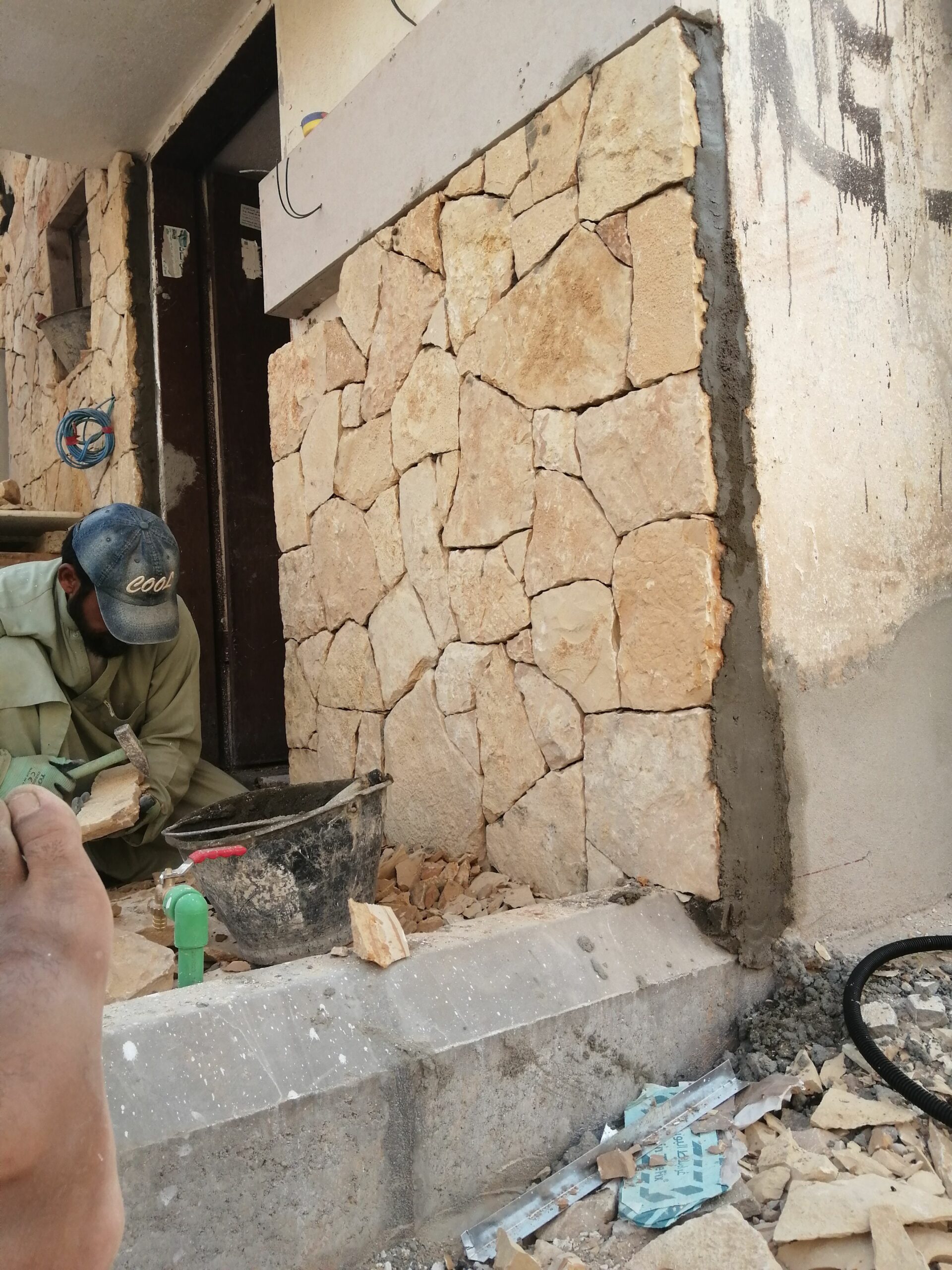 مقاول حجر ديكورات