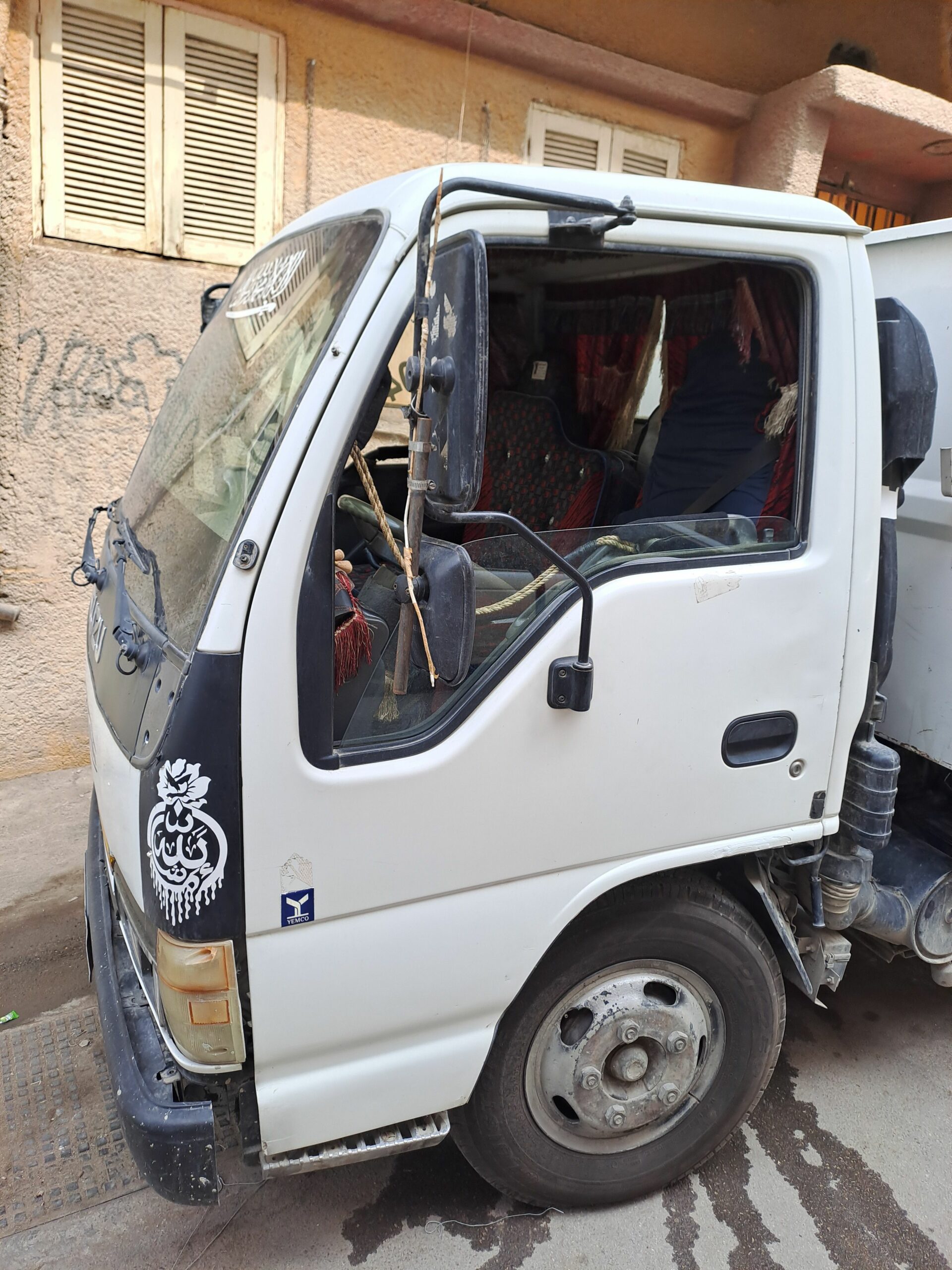 ديانه قلاب للايجار اليومي والشهري بالرياض