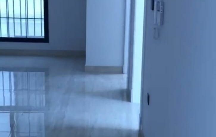 متوفر شقه 🏤للايجار في الرياض القدس الشقه: دور 2️⃣ 🏤 شقه: غرف4️⃣ نوم🛌 صاله: 1️⃣:: مطبخ:: حمام ثلاث: 3️⃣ دورات🚰 مياه شامل: المياه🚰 والكهرباء على المالك مكيفات موجوده نظام الايجار سنوي 21على دفعتين: