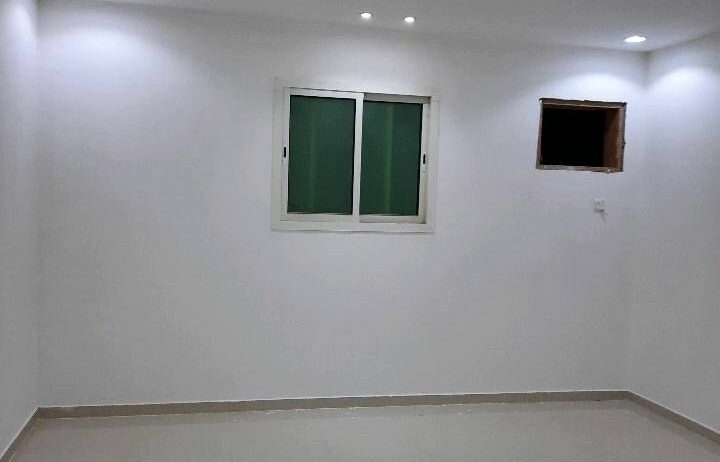 معلم دهانات ديكورات بالرياض