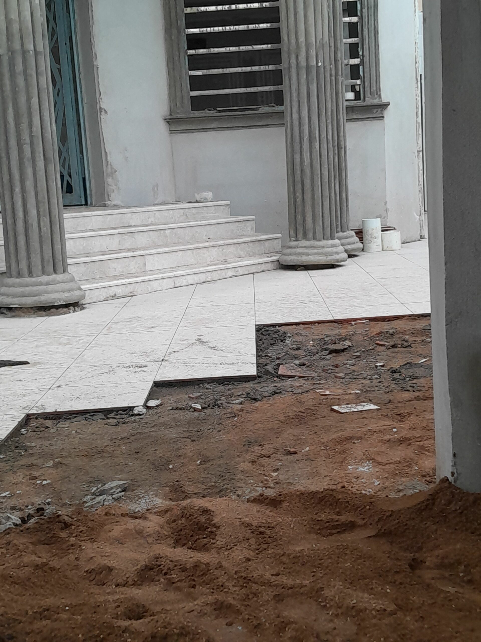 مبلط سراميك ورخام في ابهاء خميس احد رفيده