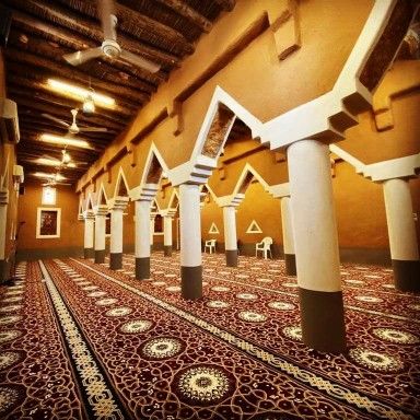 خدمات أعمال وتززين البيوت والمجالس التراثية وترميم