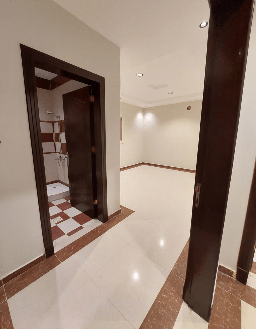 فلا للايجار حي العقيق