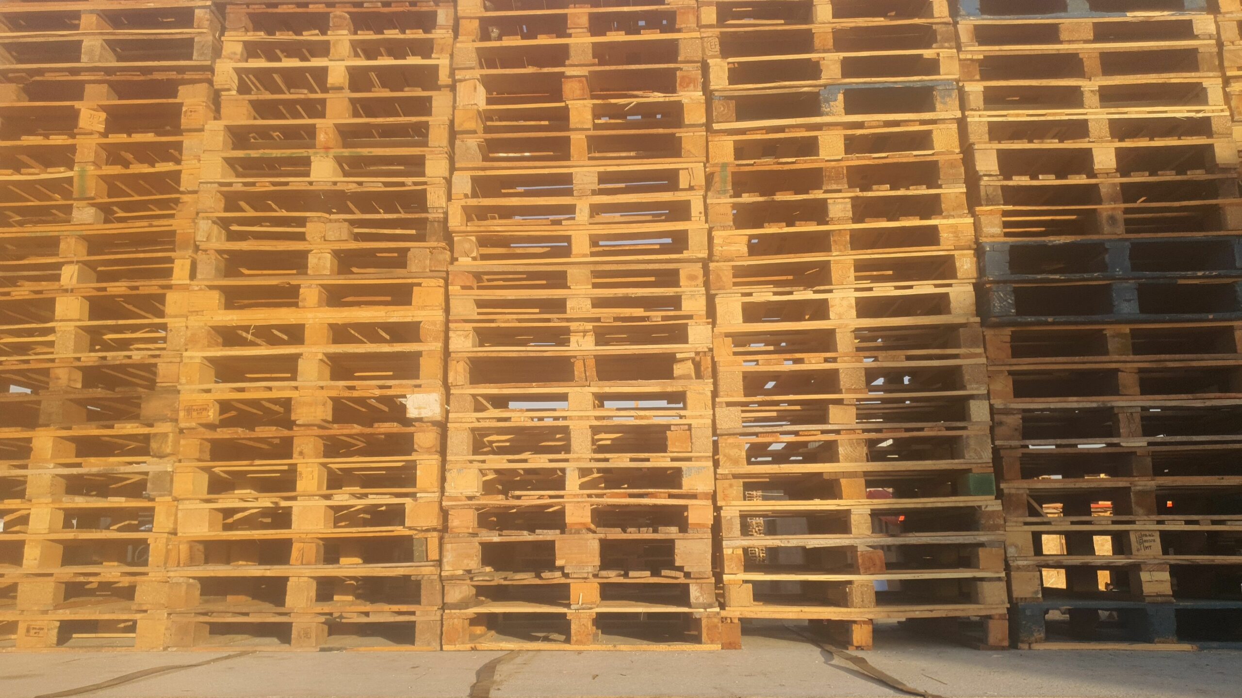 موسسة طبليات اخشاب 0542764104