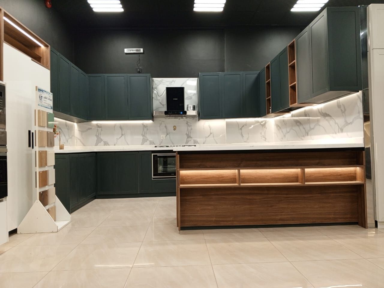 مطابخ جاهزه وتفصيل بالمدينه المنوره ضمان 15 عام يشمل الصيانه والنقل والتركيب وجميع انواع الرخام التركي والأمريكي عرض خاص لفتره محدوده بأرخص الاسعار واعلي جوده