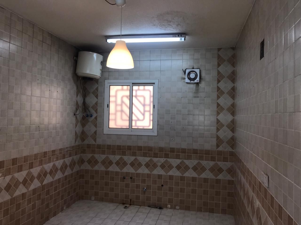 شقة للايجار حي اليرموك