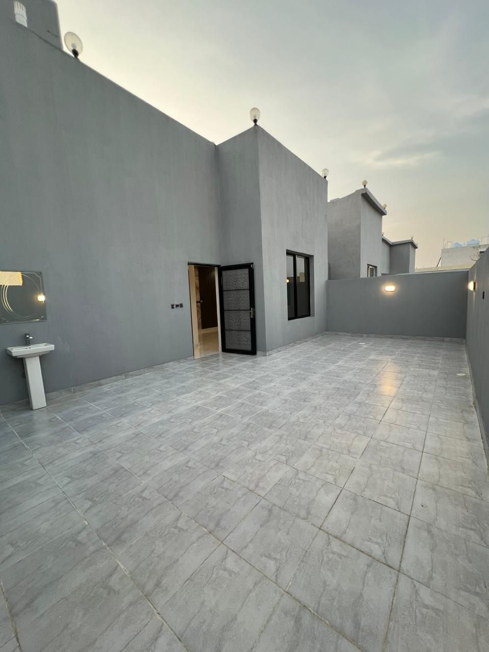 جده حي التيسير