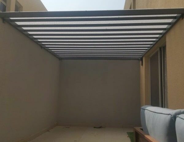 مظلات وسواتر وبرجولات وجميع اعمال الحداده مظلات لك