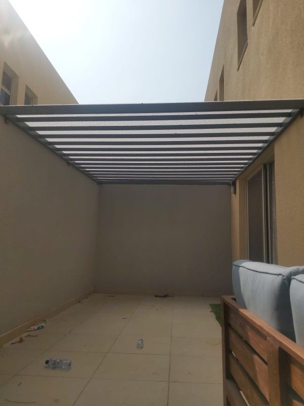 مظلات وسواتر وبرجولات وجميع اعمال الحداده مظلات لك