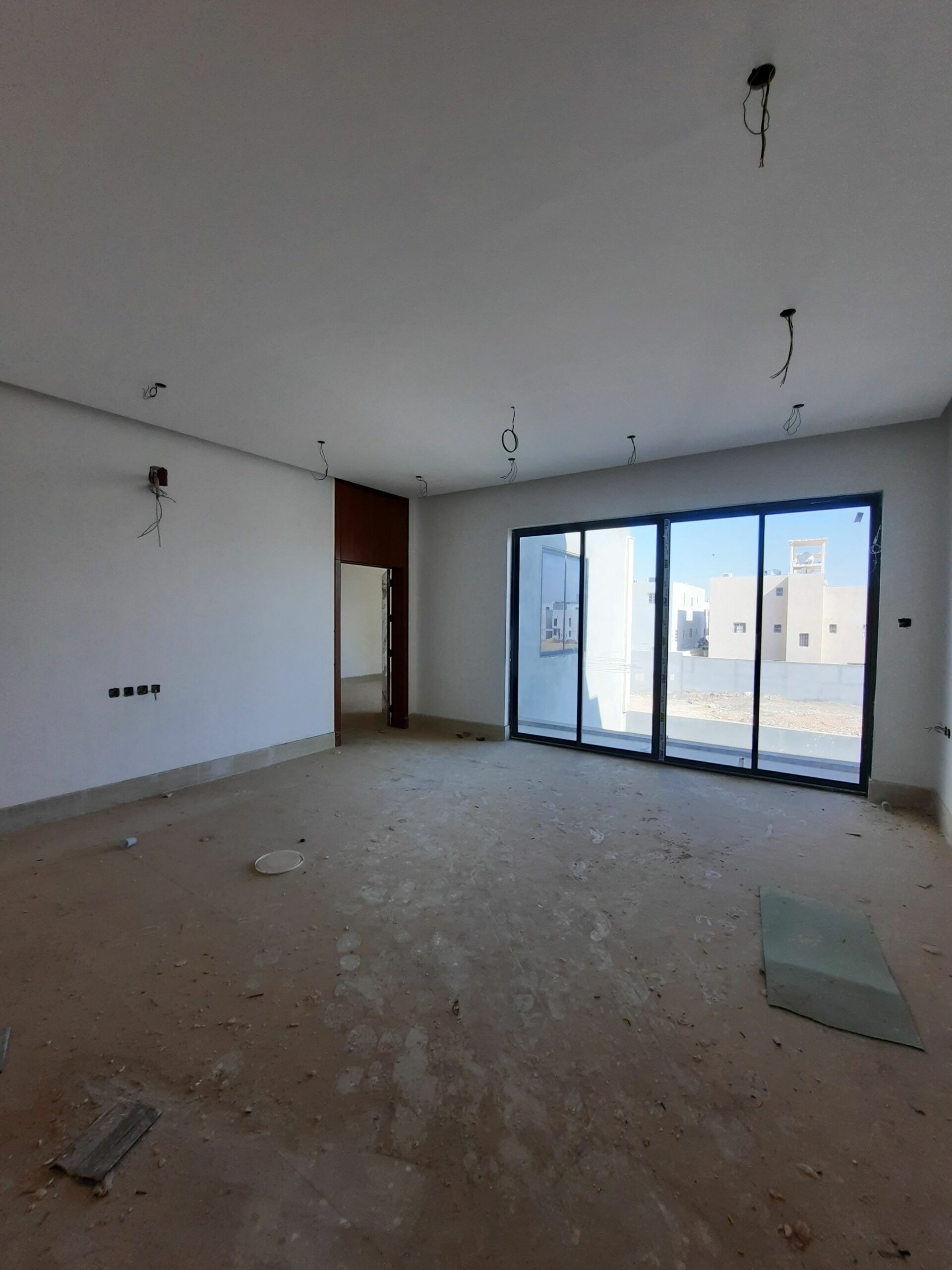 معلم دهانات ديكورات بالرياض