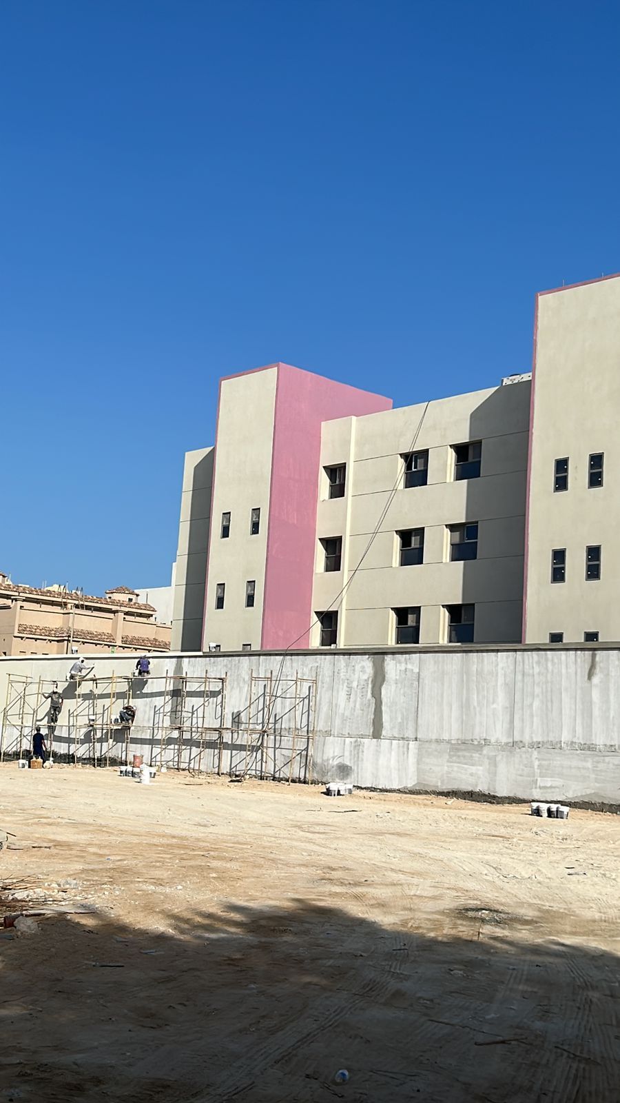 مقاول – واف للمقاولات العامة مقاولات خرسانات بناء تشطيبات ترميمات