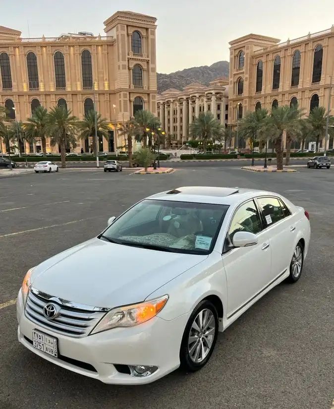 سيارات للبيع